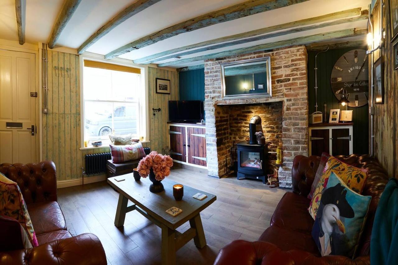 Boutique Fisherman'S Grade II Listed Cottageスカーバラ エクステリア 写真